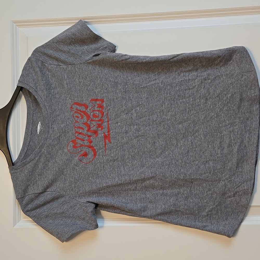 Old Navy Gray and Red Super Mom Tee